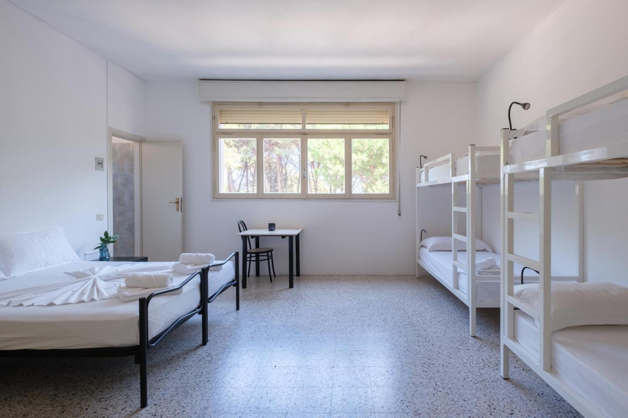 Meet Hostel Cervia Exterior photo